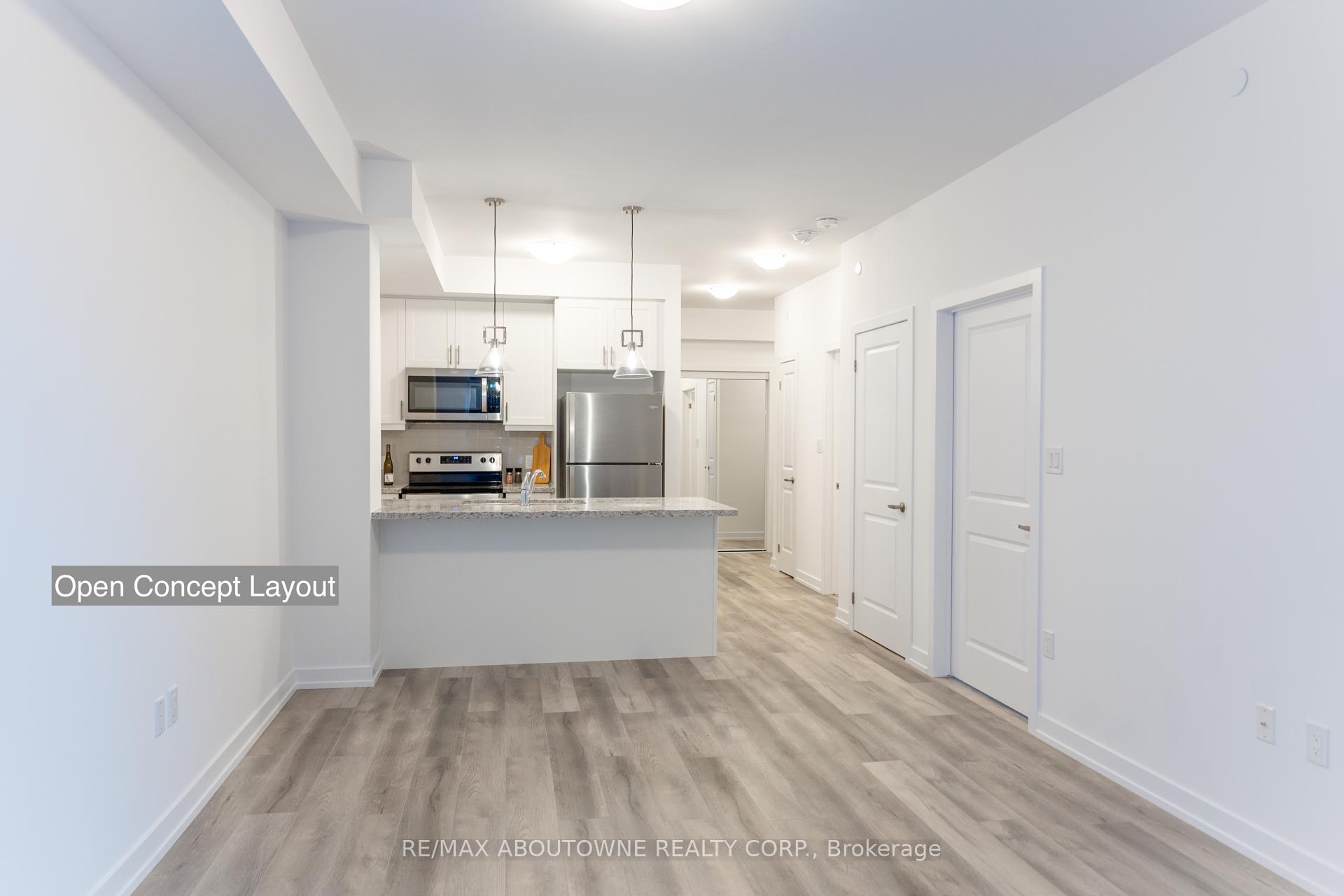 2 Bedrooms Condo at 470 Dundas, Hamilton For sale