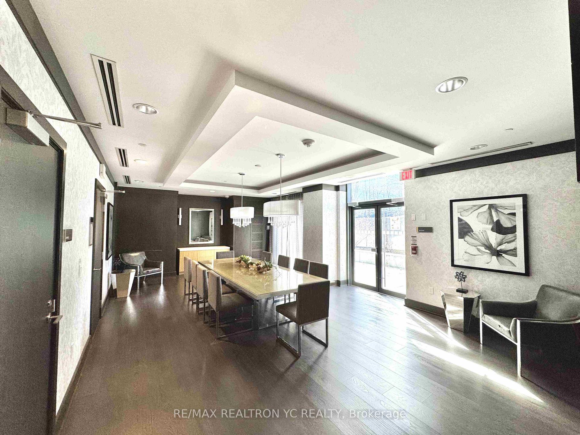2 Bedrooms Condo at 55 Ann O’reilly,  Toronto For sale