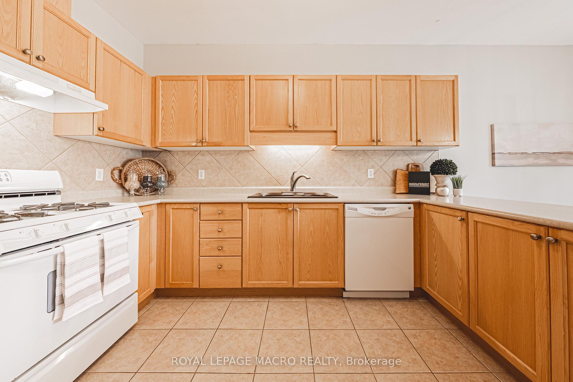 1 Bedroom Condo at 34 Southbrook, Hamilton For sale