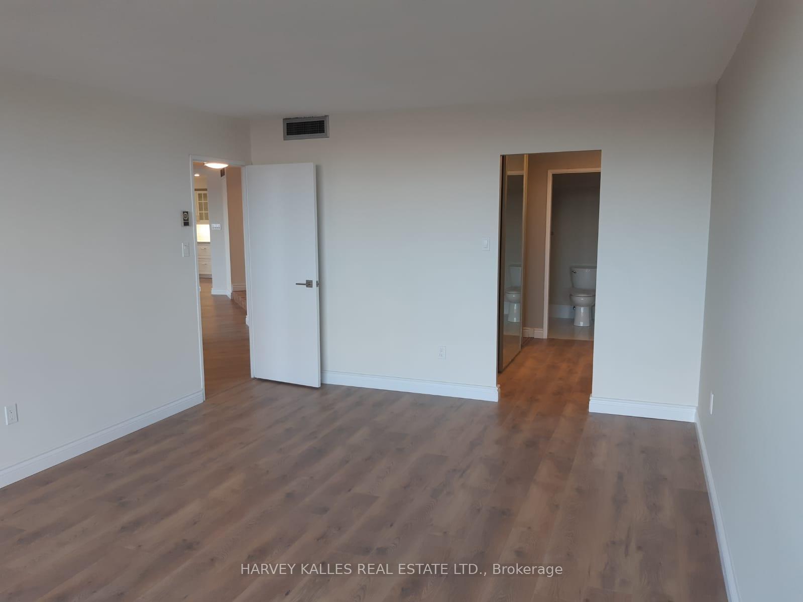 240 Heath Street W 403