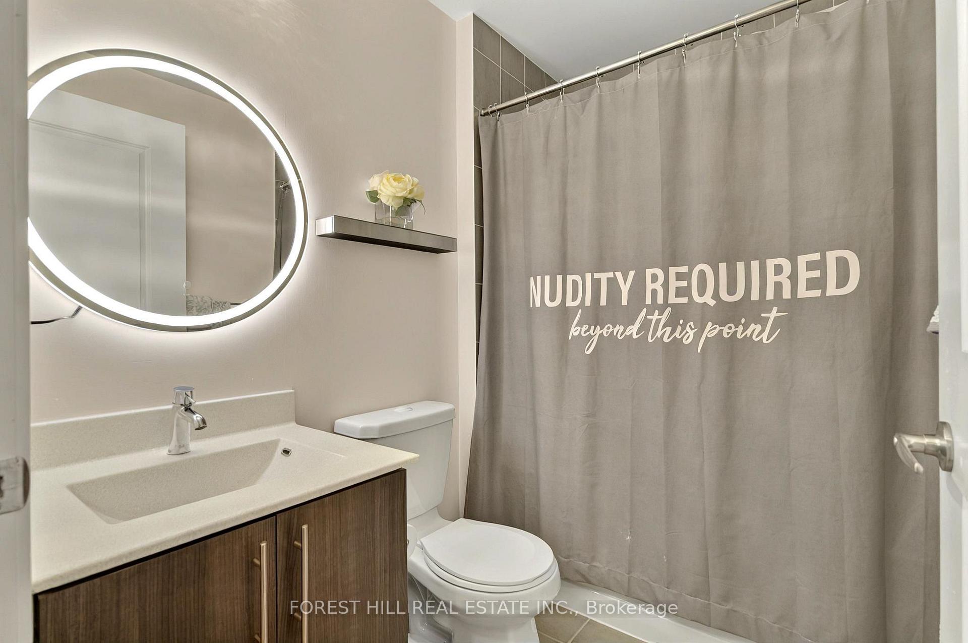 2 Bedrooms Condo at 68 Merton, Toronto For sale