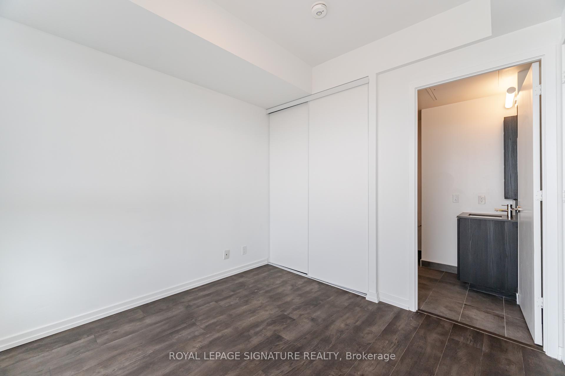 2 Bedrooms Condo at 7890 Jane, Vaughan For sale
