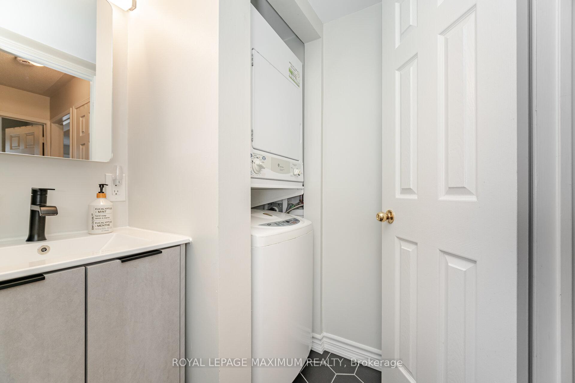 3 Bedrooms Condo at 760 Lawrence, Toronto For sale