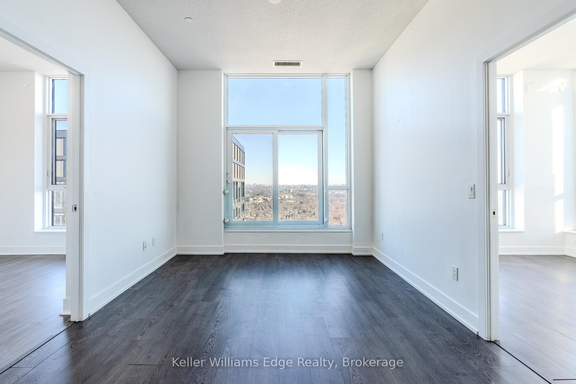 2 Bedrooms Condo at 7 Mabelle,  Toronto For sale