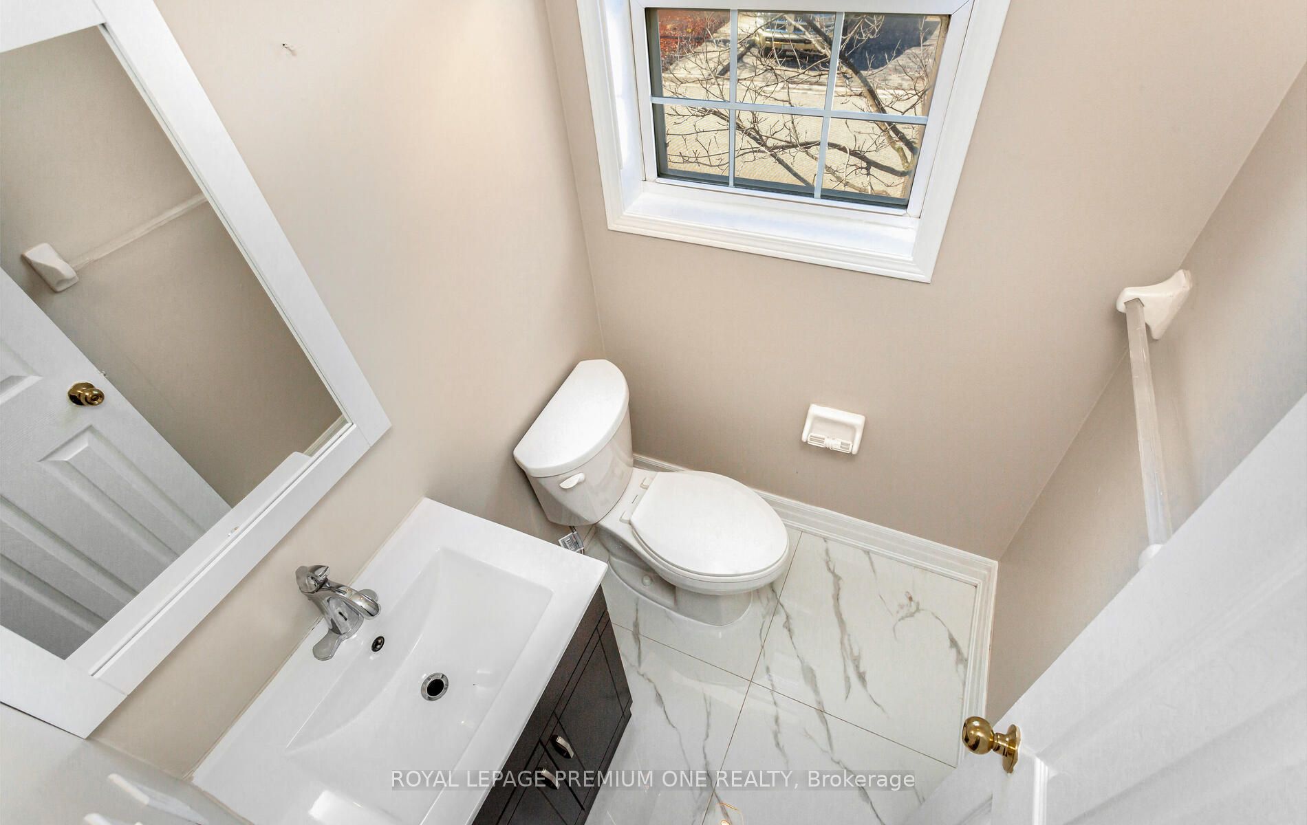 6860 MeadowvaleTownCentre Circle, #23