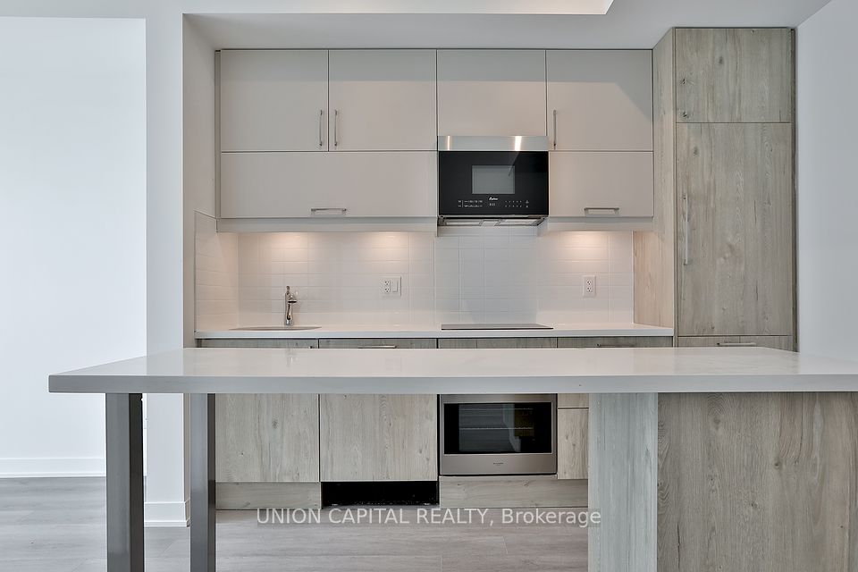 8119 Birchmount