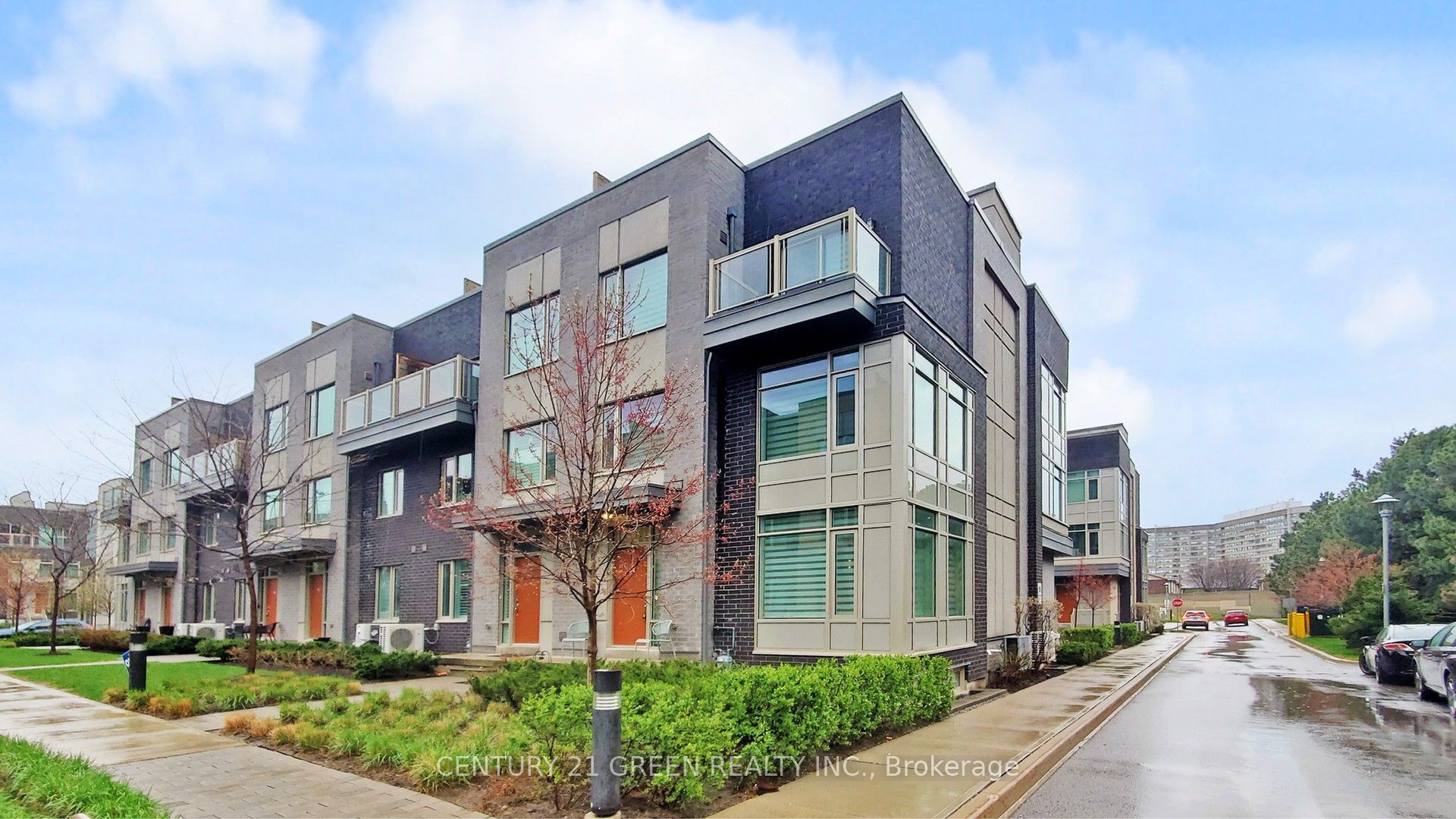 #25 - 18 Applewood Lane, Toronto, ON M9C 0C1
