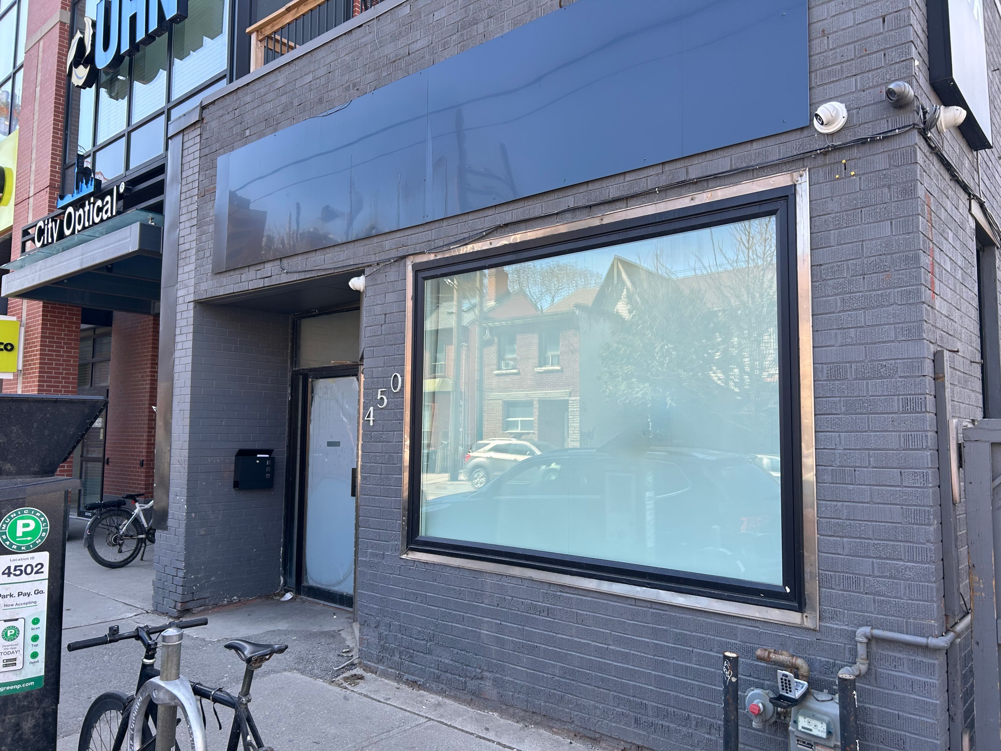 450 Bathurst Street Unit# GF Toronto C01 Ontario M5T 2S6