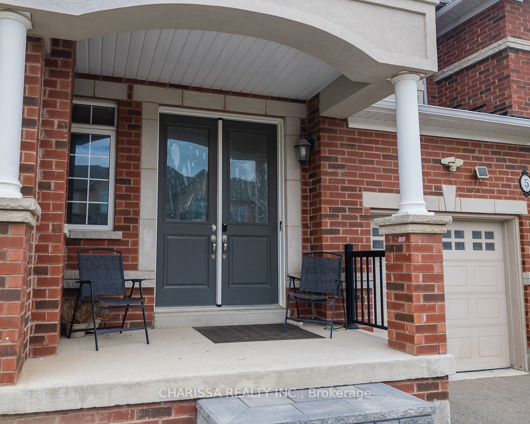 5 Heming Trail