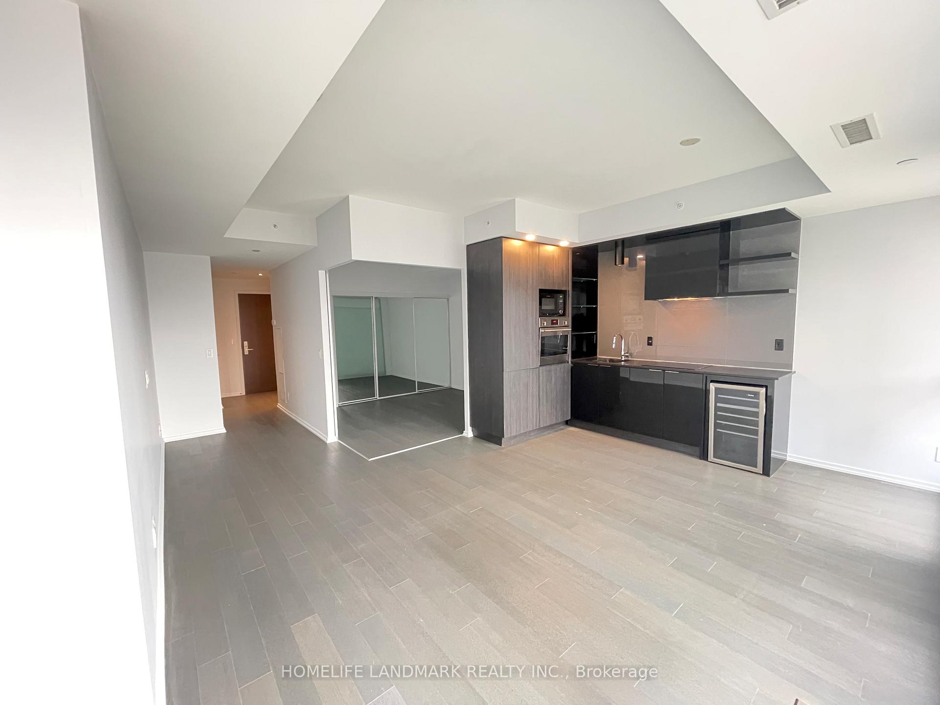 2 Bedrooms Condo at 70 Temperance,  Toronto For sale