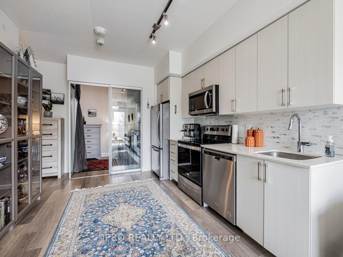 3 Bedrooms Condo at 3121 Sheppard, Toronto For sale