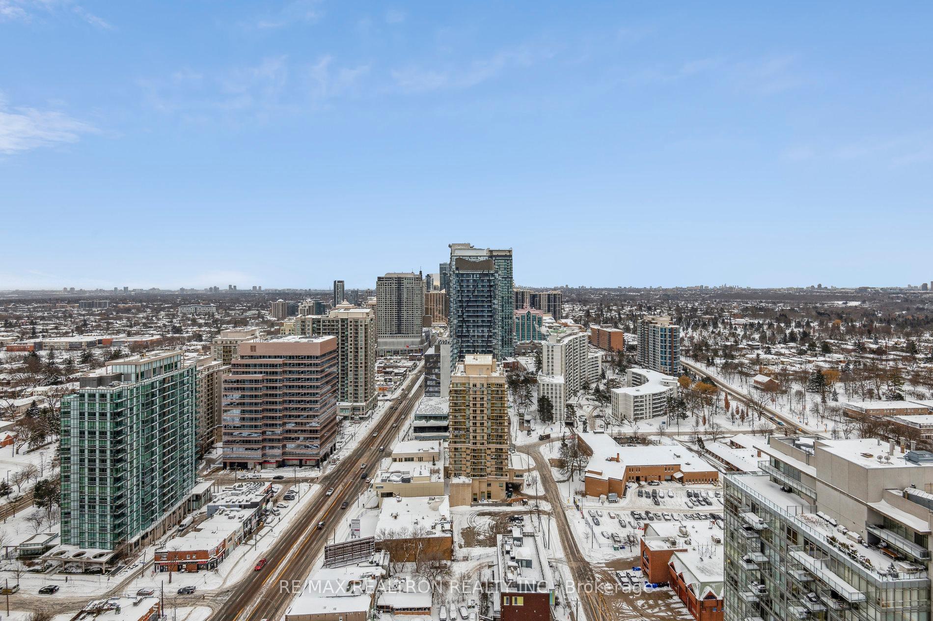 2 Bedrooms Condo at 75 Canterbury, Toronto For sale