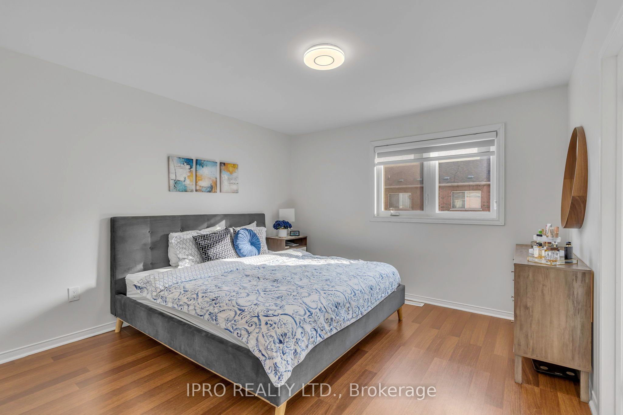 147 Waters Boulevard