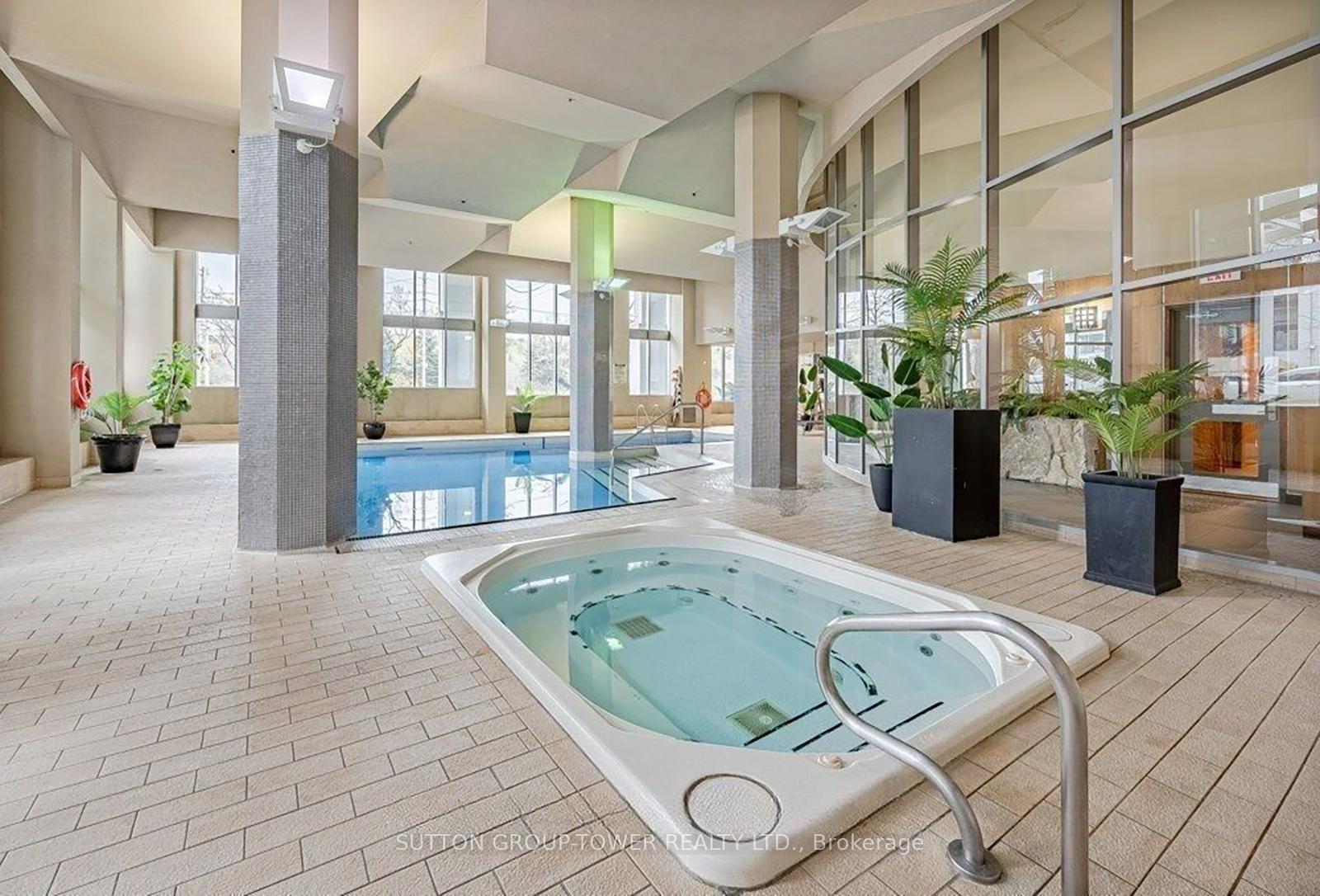 3 Bedrooms Condo at 2121 Lake Shore, Toronto For sale