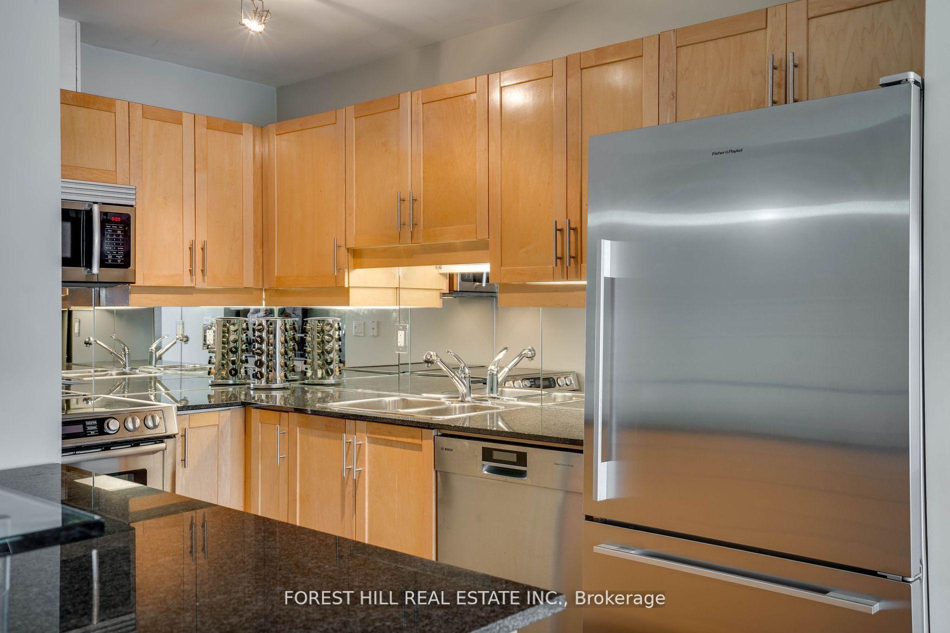 2 Bedrooms Condo at 220 Victoria, Toronto For sale