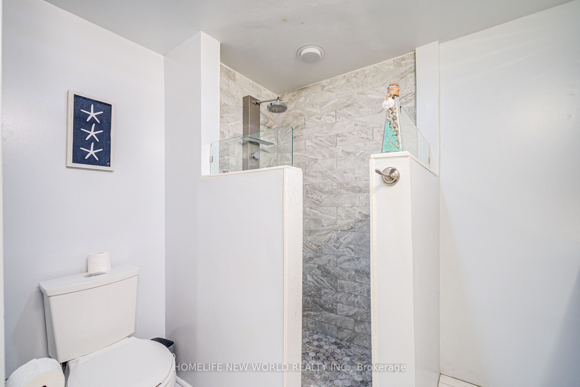 15 Cornell Meadows Avenue, #A206