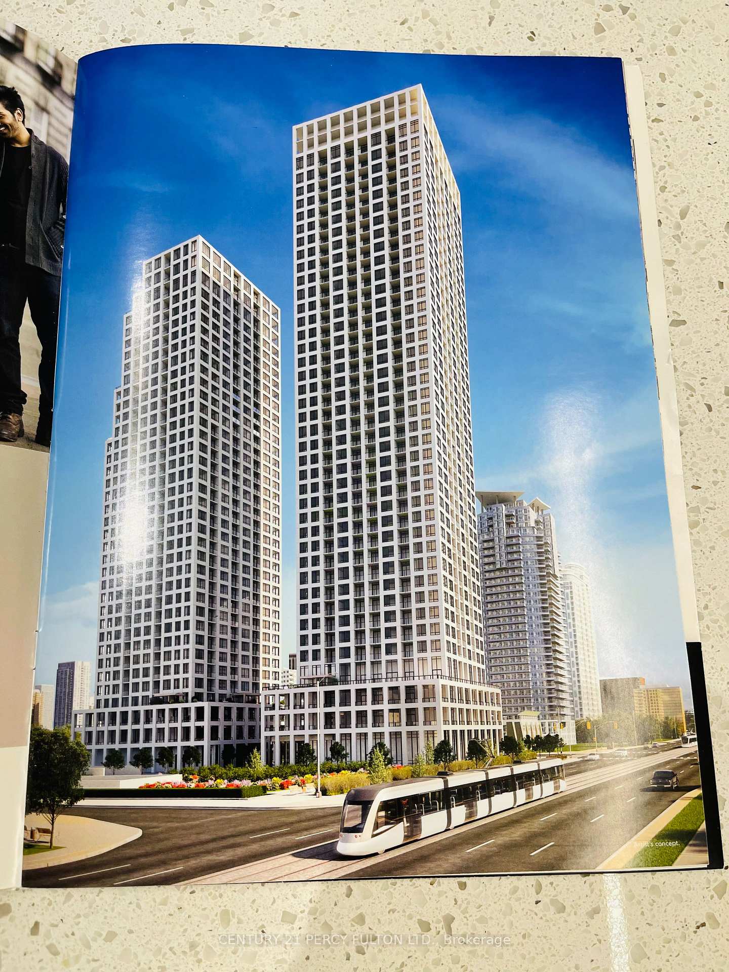 1 Bedroom Condo at 30 Elm, Mississauga For sale