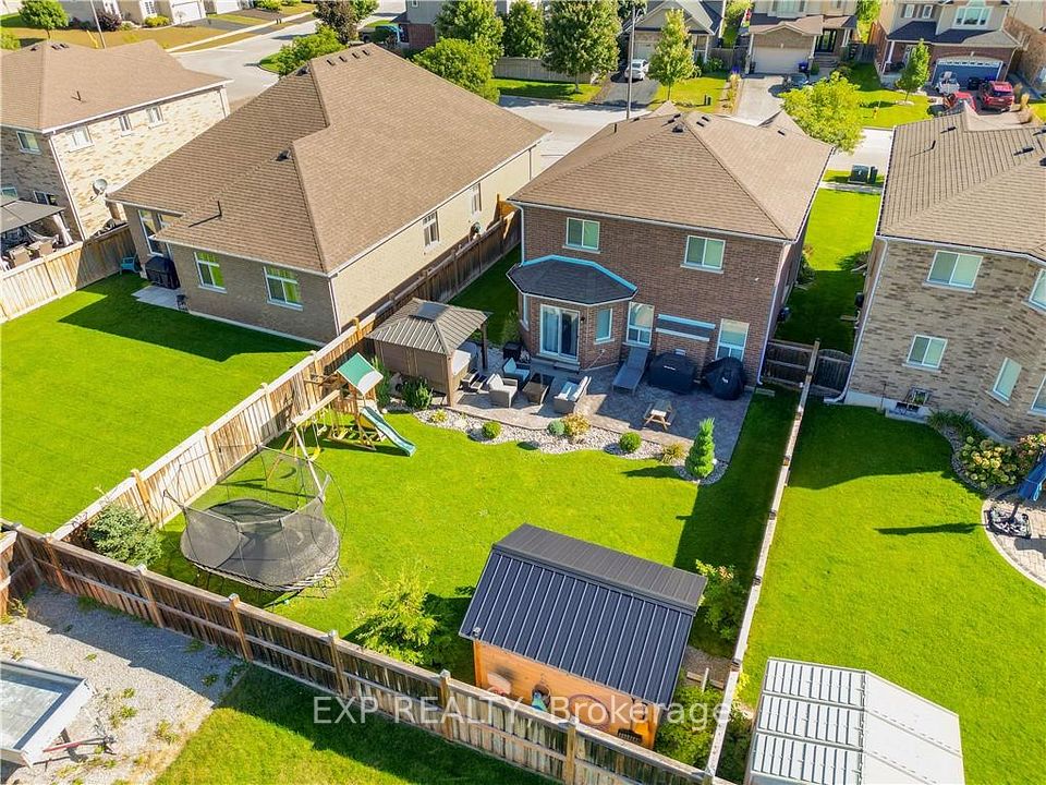 452 Greenwood Drive, Essa, ON L0M 1B6
