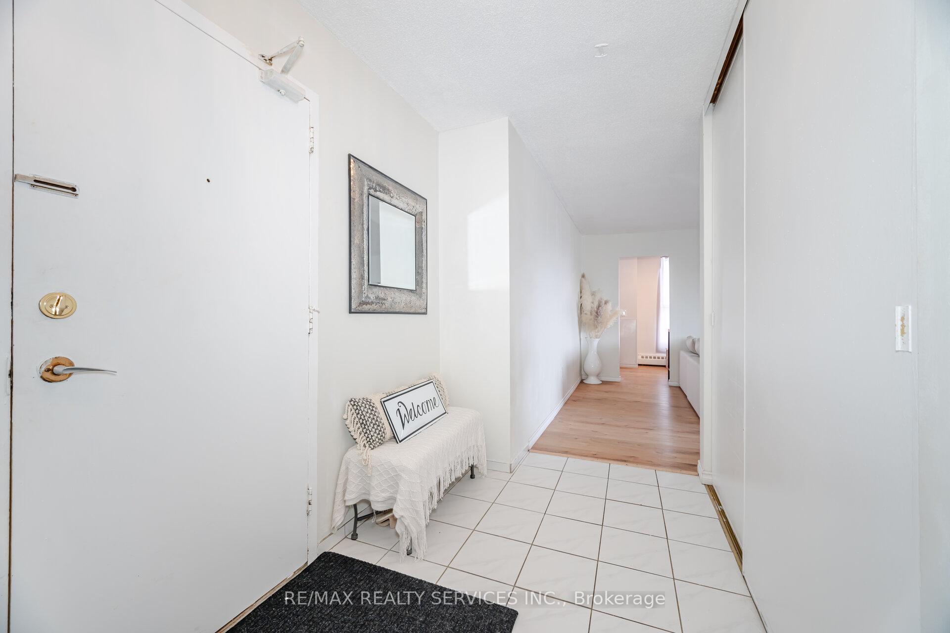 2 Bedrooms Condo at 420 Mill,  Toronto For sale