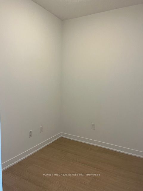 320 Tweedsmuir Avenue, #1501