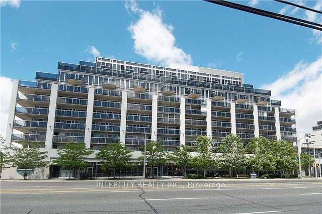 1050 The Queensway
