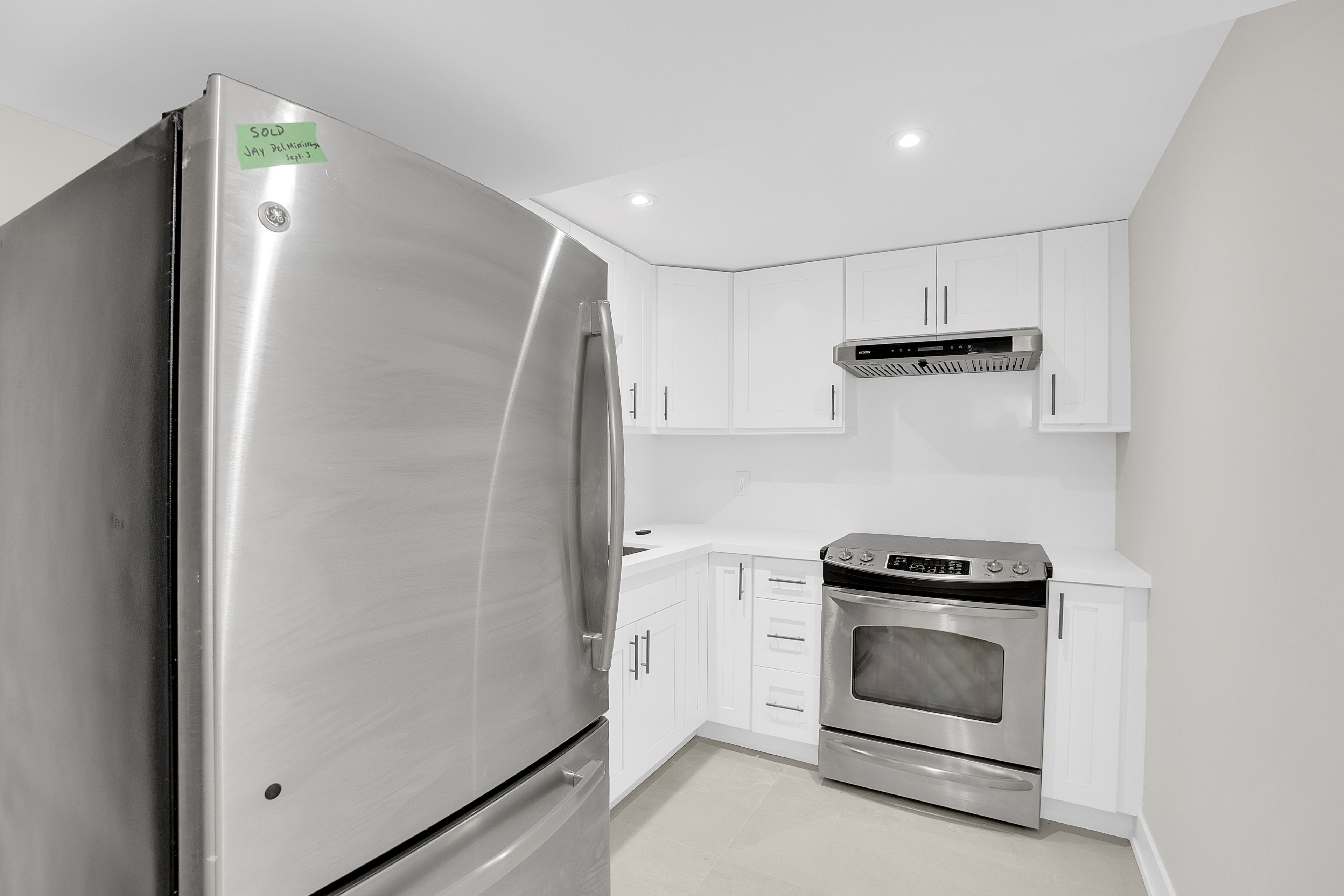 2591 Kingsberry Crescent LOWER LEVEL