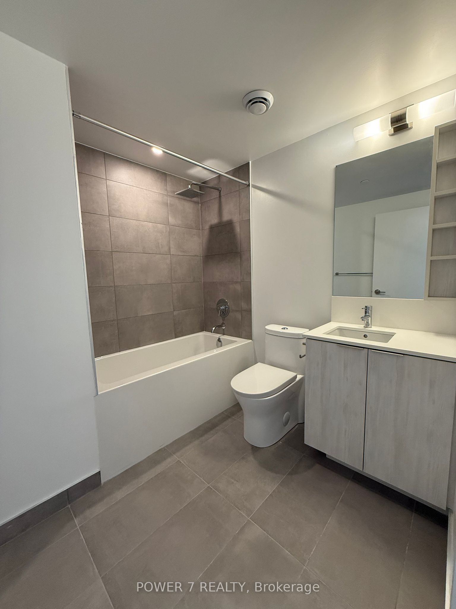 8 Wellesley Street W, #4605