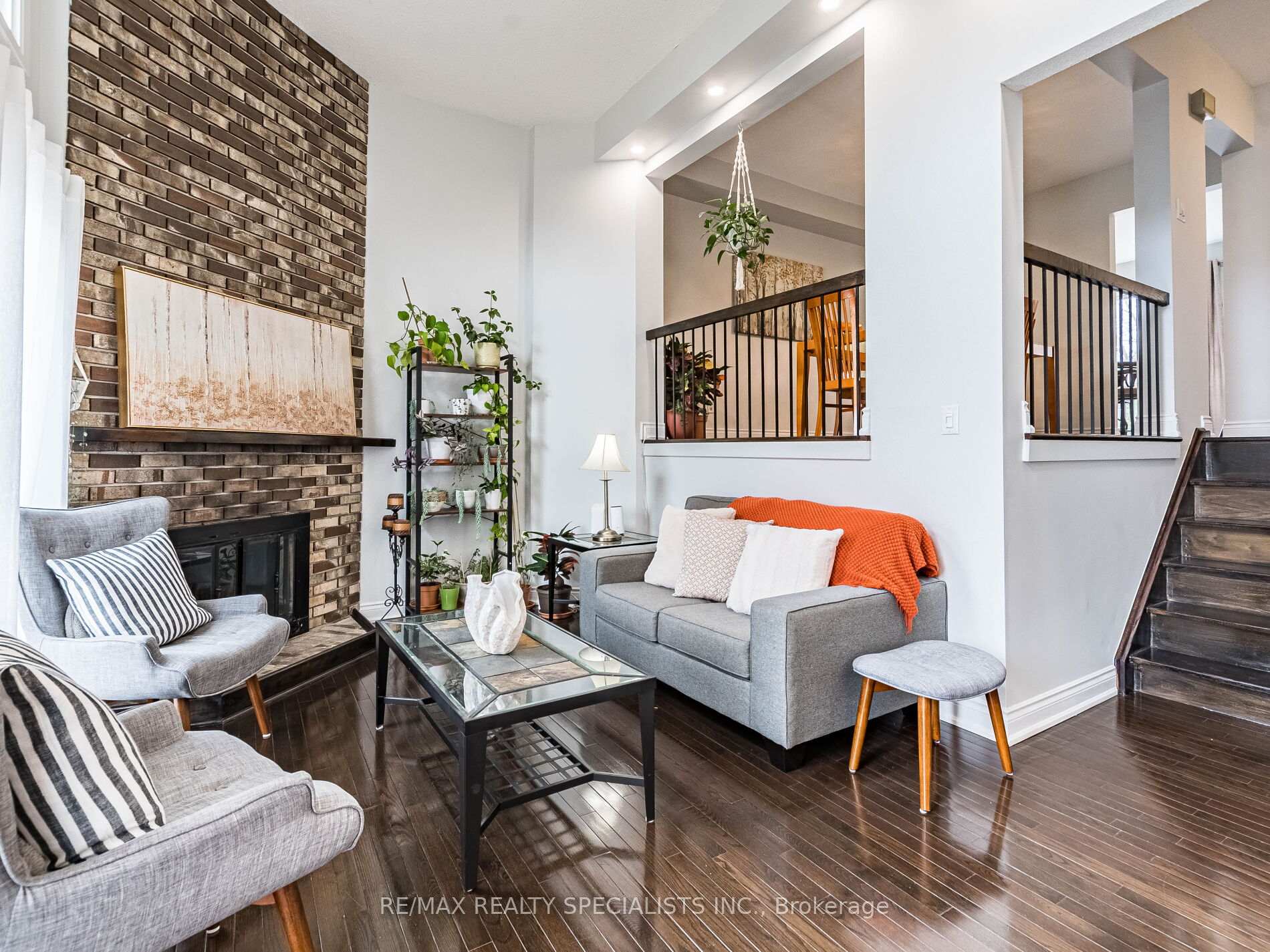 3 Bedrooms Condo at 1764 Rathburn,  Mississauga For sale