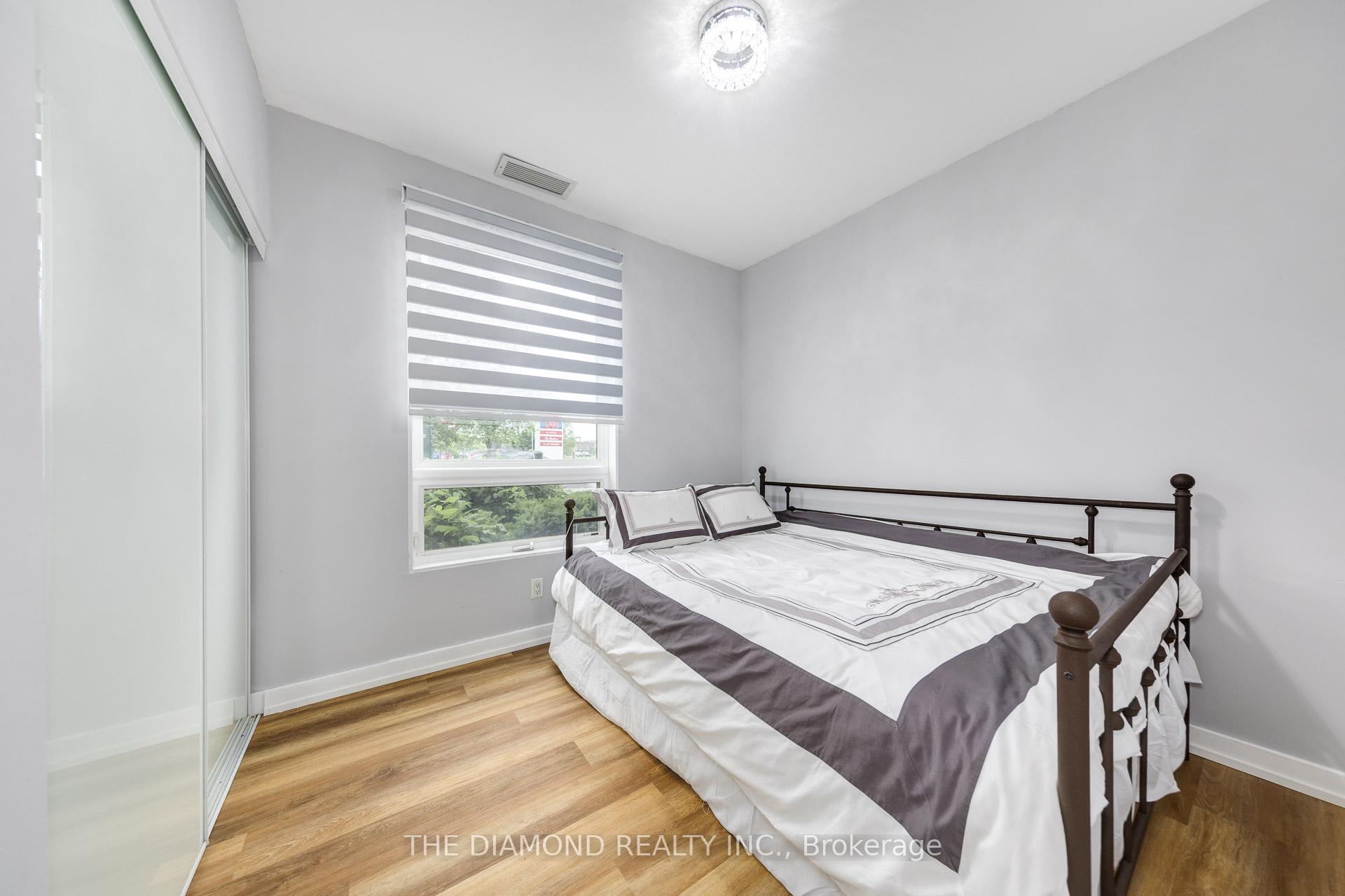 2 Bedrooms Condo at 3560 St Clair, Toronto For sale