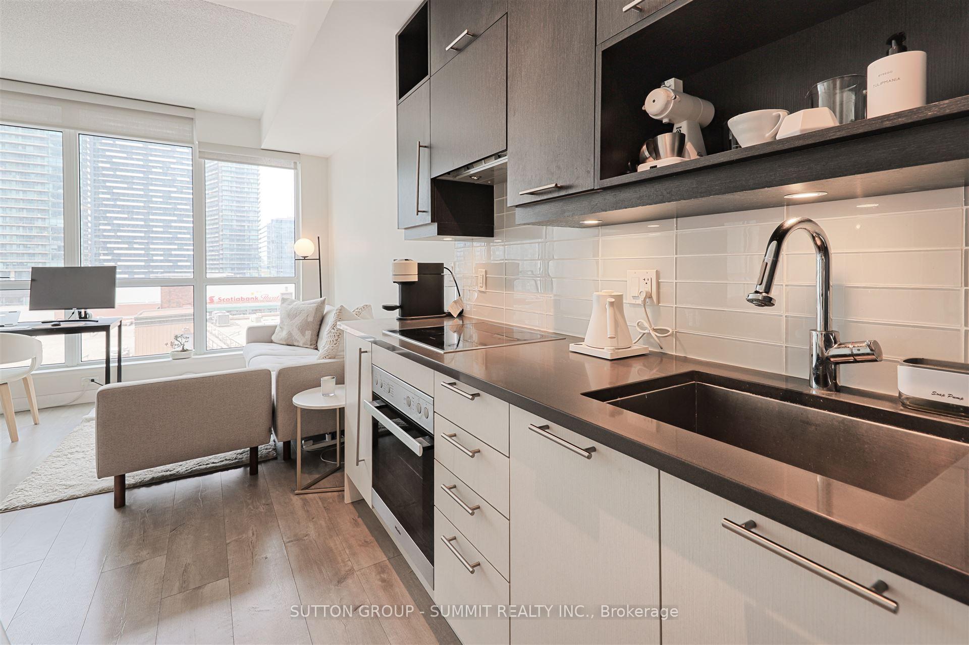 1 Bedroom Condo at 30 NELSON, Toronto For sale