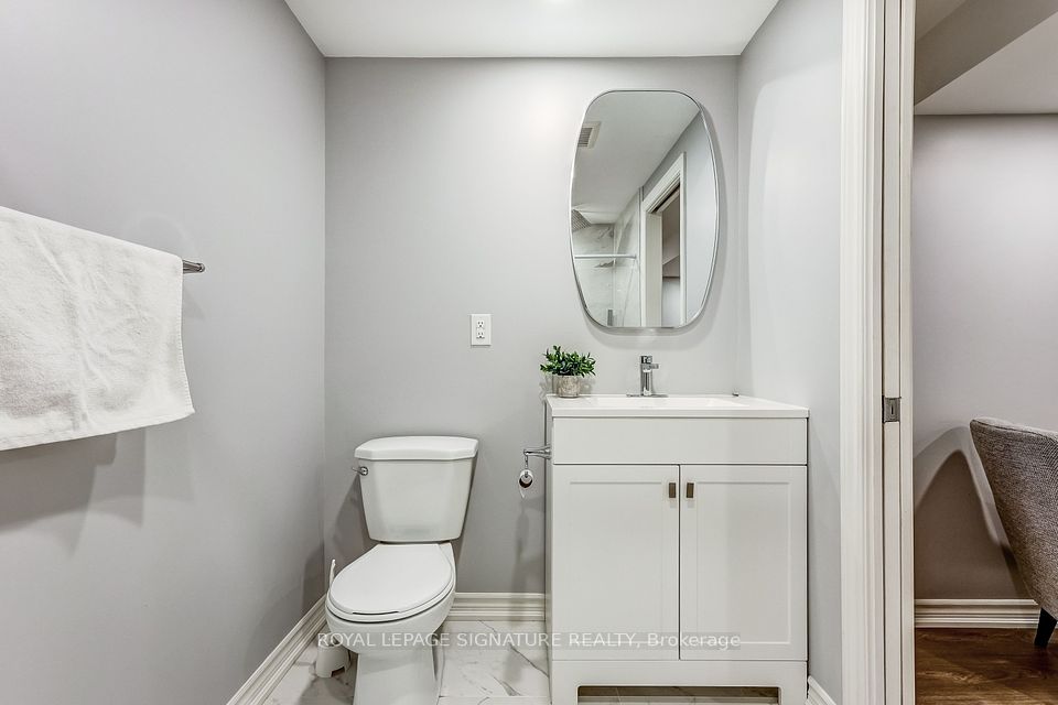 https://trreb-image.ampre.ca/oE-xVd7KWozRxPsF61DZ7-BELDdcMrz7j6txdpHoZ9g/rs:fit:960:960/wm:.5:so:0:50:.4/wmsh:10/wmt:PHNwYW4gZm9yZWdyb3VuZD0nd2hpdGUnIGZvbnQ9JzY4Jz5ST1lBTCBMRVBBR0UgU0lHTkFUVVJFIFJFQUxUWSwgQnJva2VyYWdlPC9zcGFuPg/L3RycmViL2xpc3RpbmdzLzQwLzkyLzUyLzE4L3AvMGRlODI3MDktMGYxMy00MGJiLWE4YTItZjQyMzgwMjEwNjg0LmpwZw.jpg