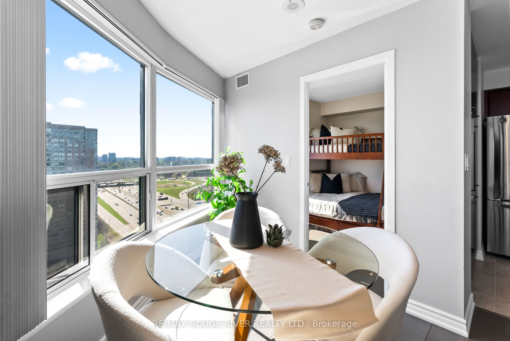 36 Lee Centre Drive, #2610