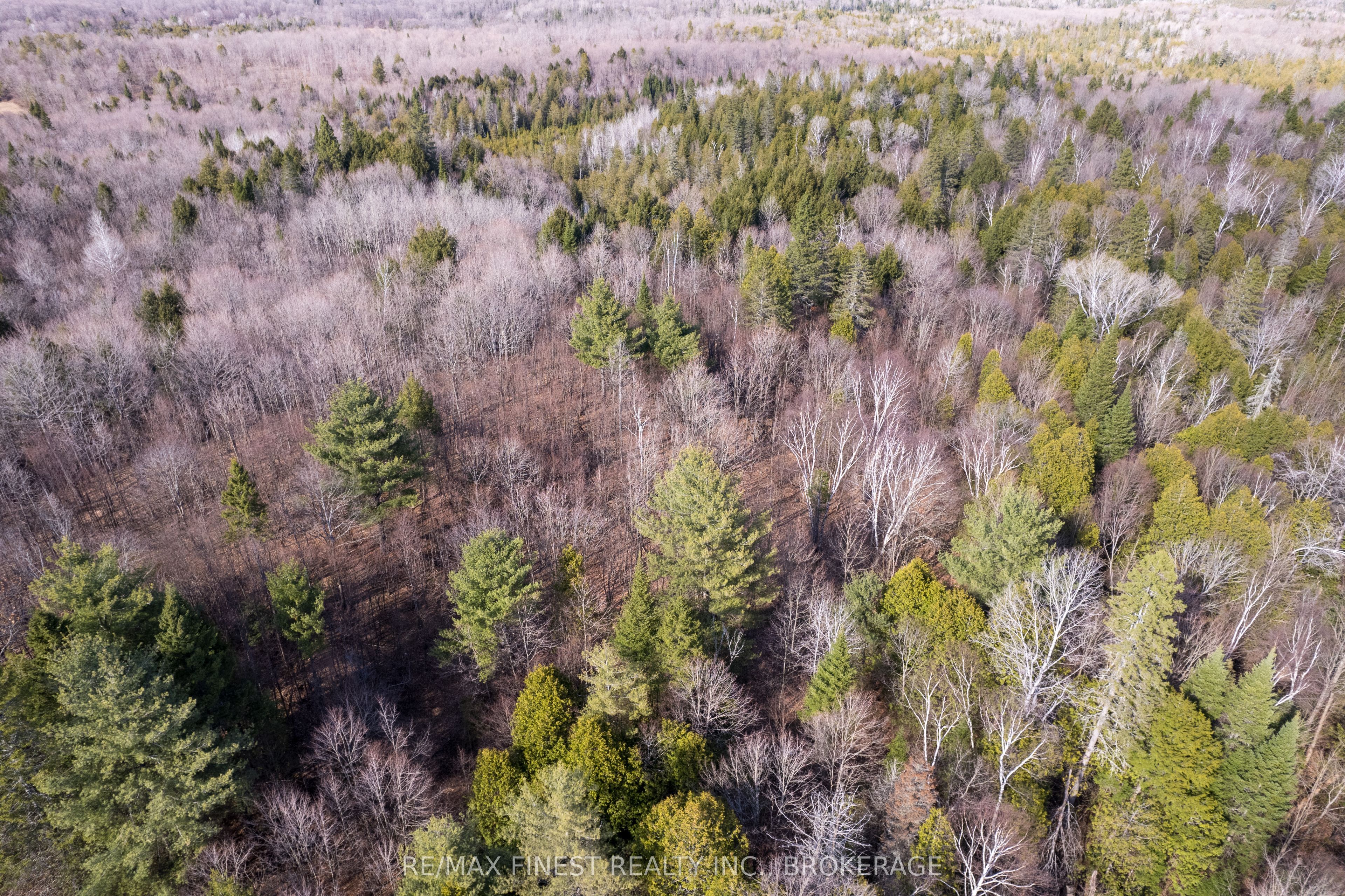 1965 North Road, Frontenac, ON K0H 2M0