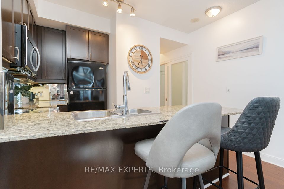 80 Absolute Avenue 3206