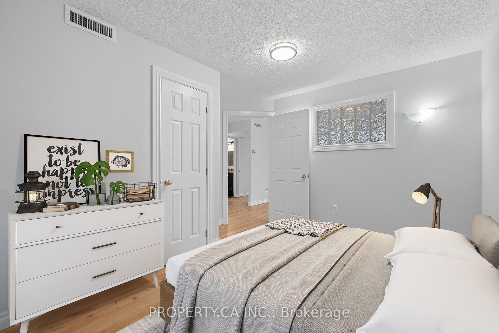 4 Bedrooms Condo at 65 Scadding, Toronto For sale