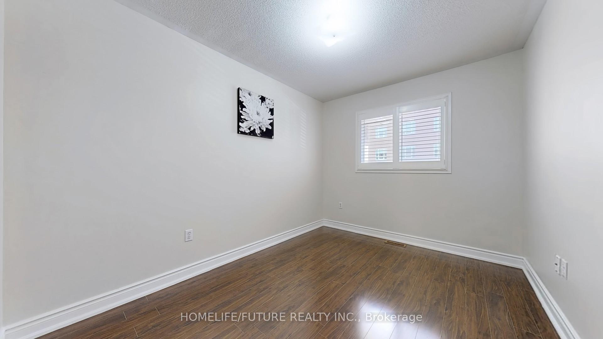 3 Bedrooms Condo at 435 Middlefield, Toronto For sale