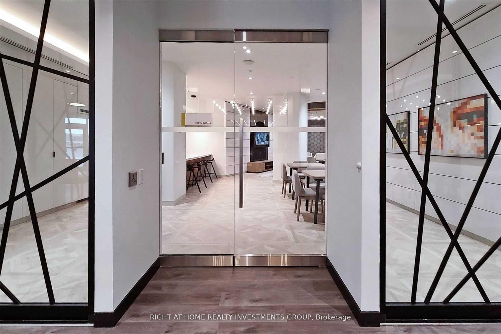 1 Bedroom Condo at 159 Wellesley, Toronto For sale