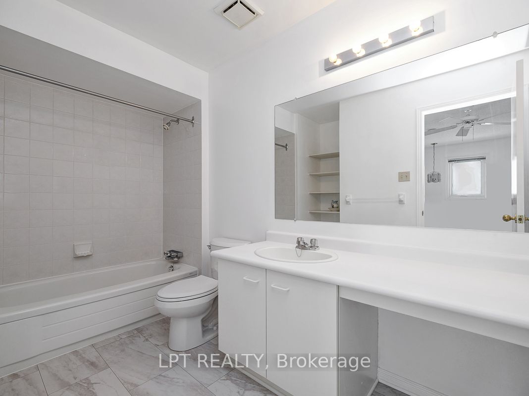 83 Langstrom Crescent