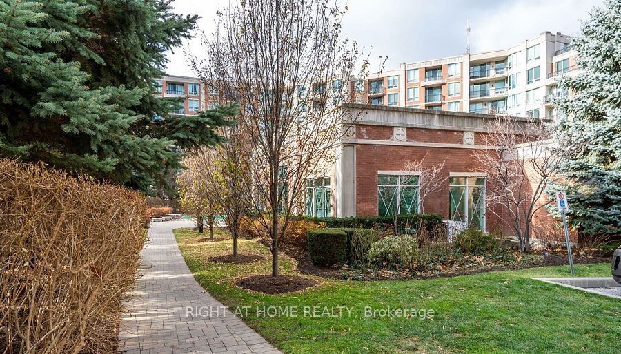 38 William Carson Crescent, #204