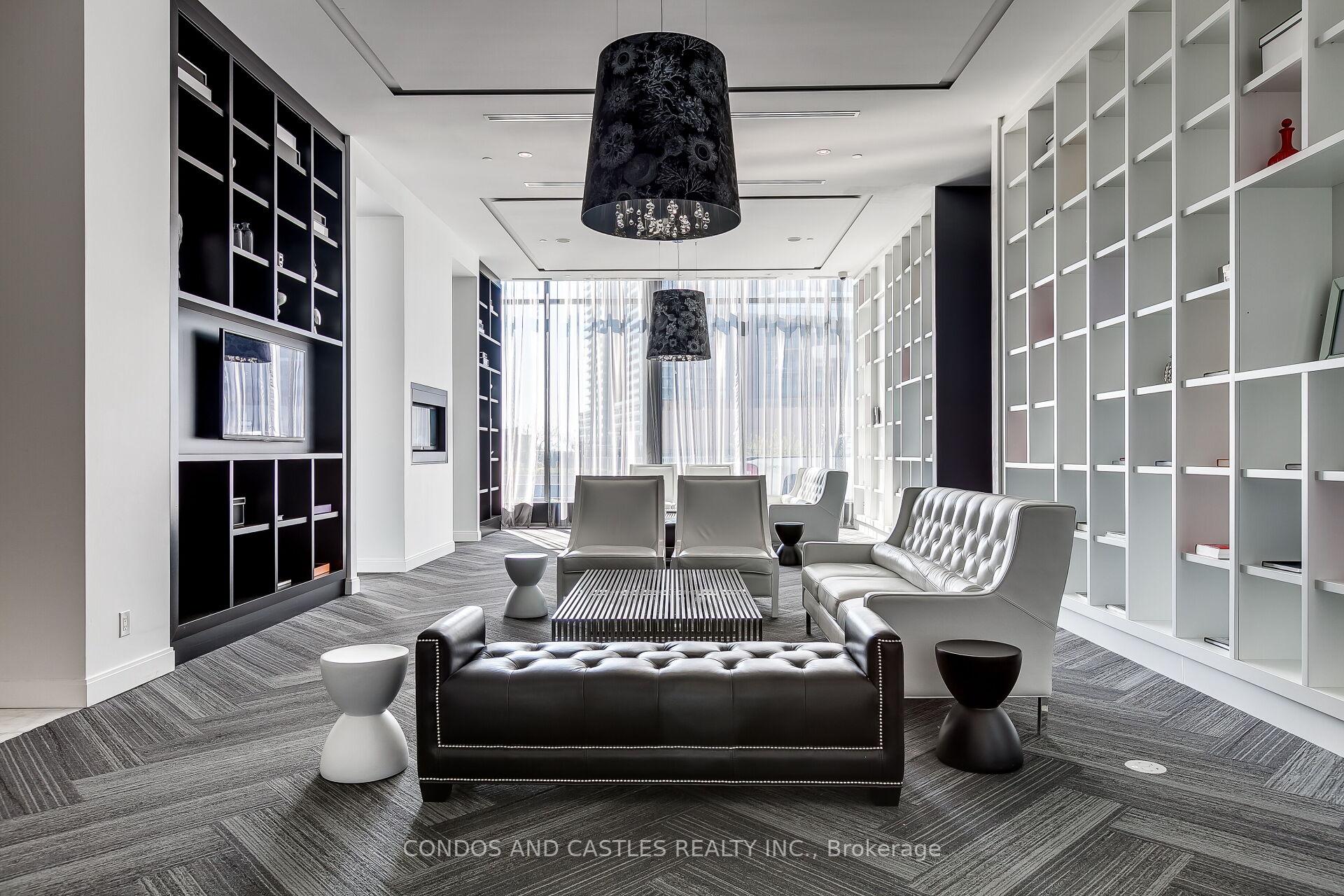 2 Bedrooms Condo at 88 Park Lawn, Toronto For sale