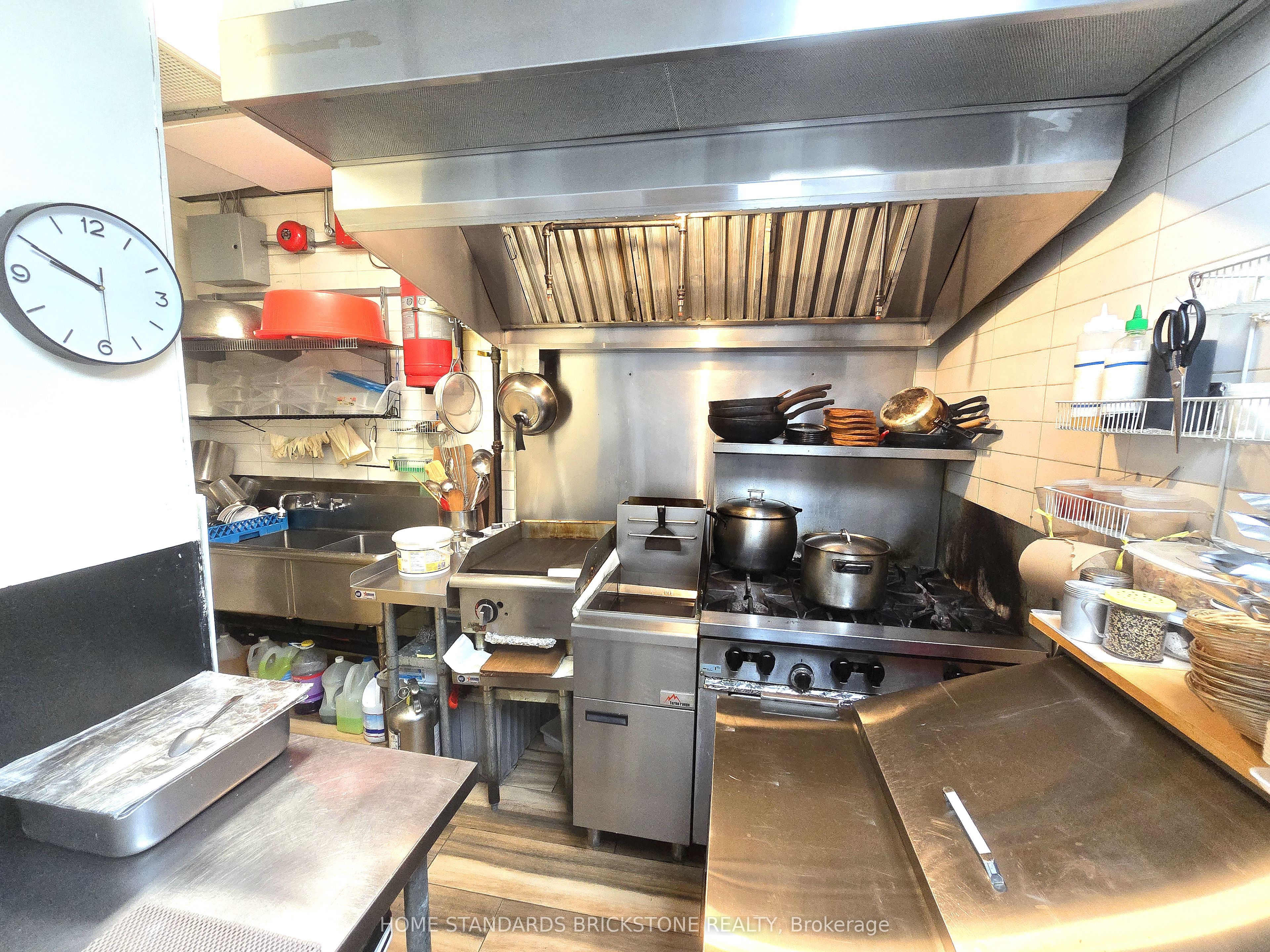 80 Ellesmere Road, #1