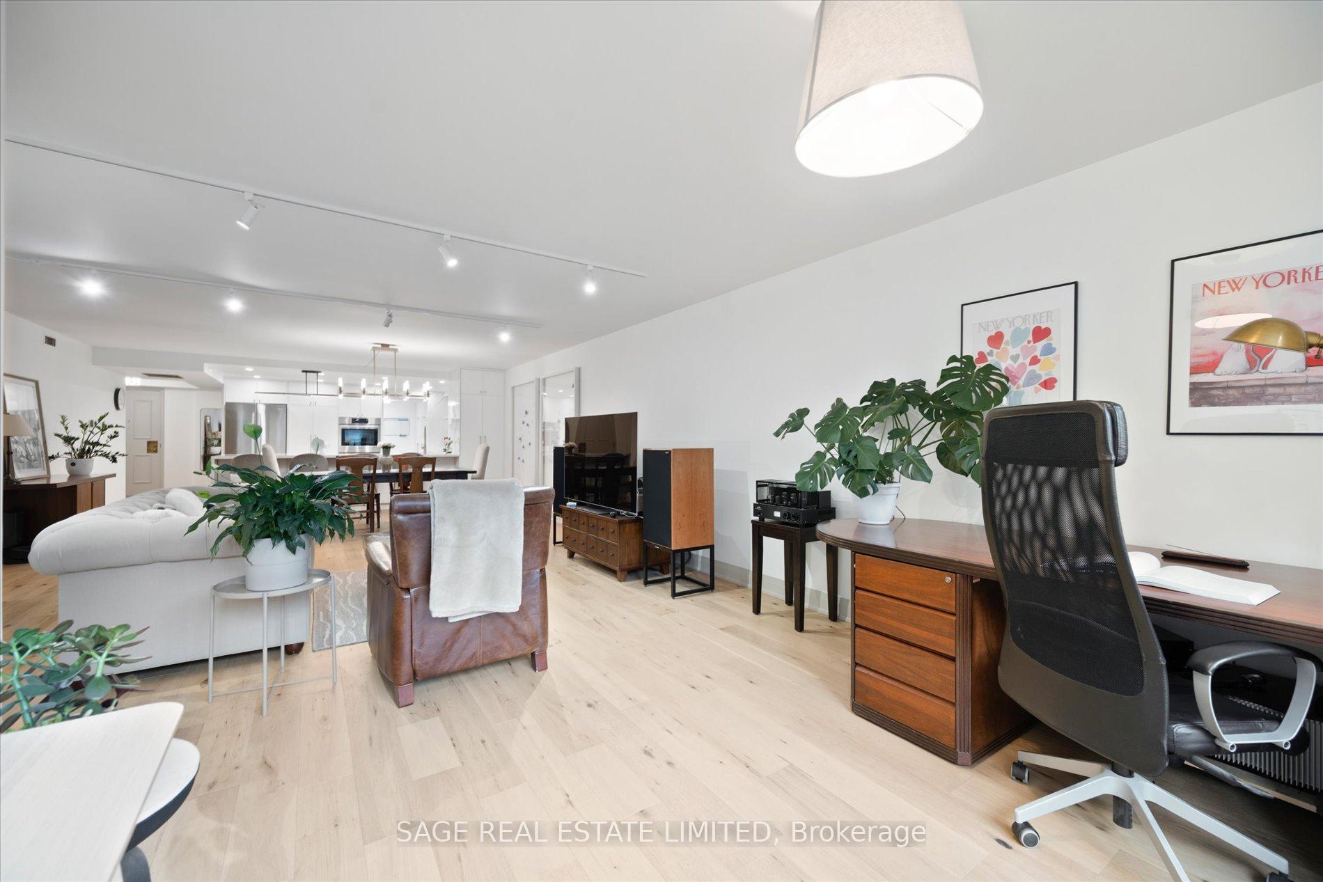 3 Bedrooms Condo at 160 Frederick, Toronto For sale