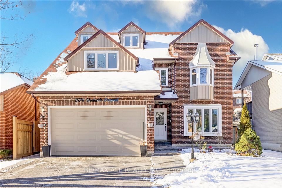 1579 Heathside