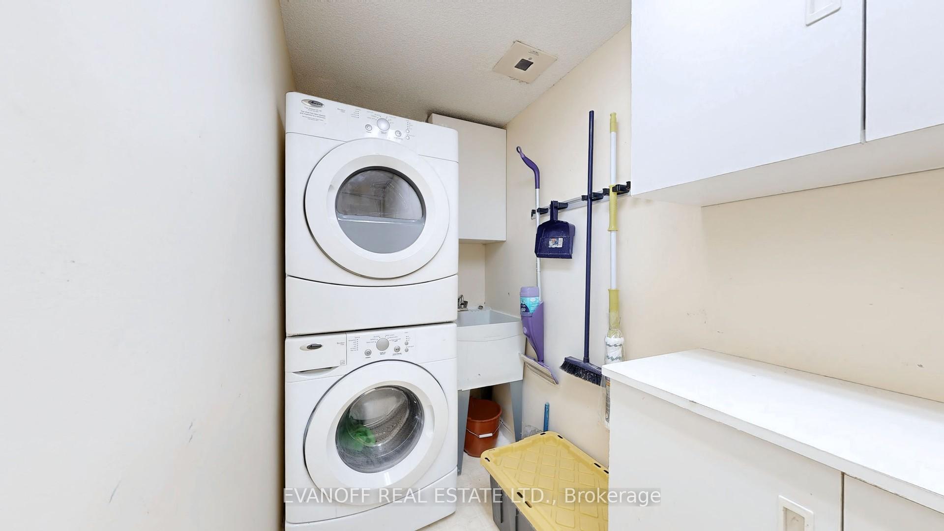 3 Bedrooms Condo at 10 Guildwood, Toronto For sale