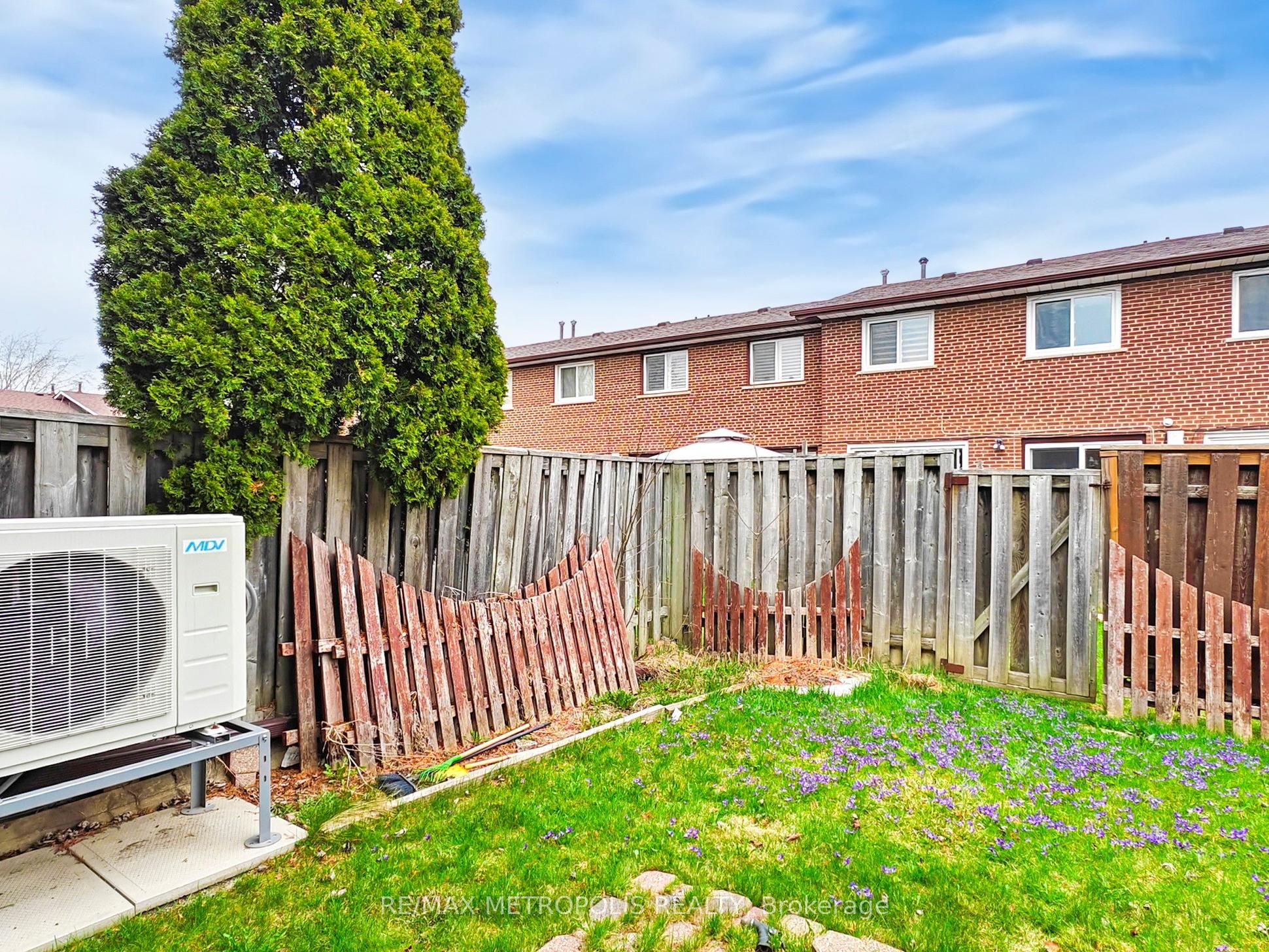 7033 Netherbrae Road, #8