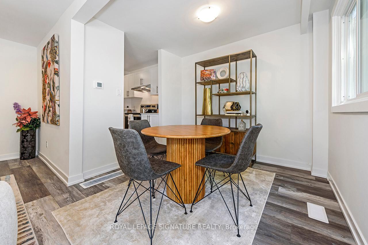 3 Bedrooms Condo at 1444 Upper Ottawa, Hamilton For sale