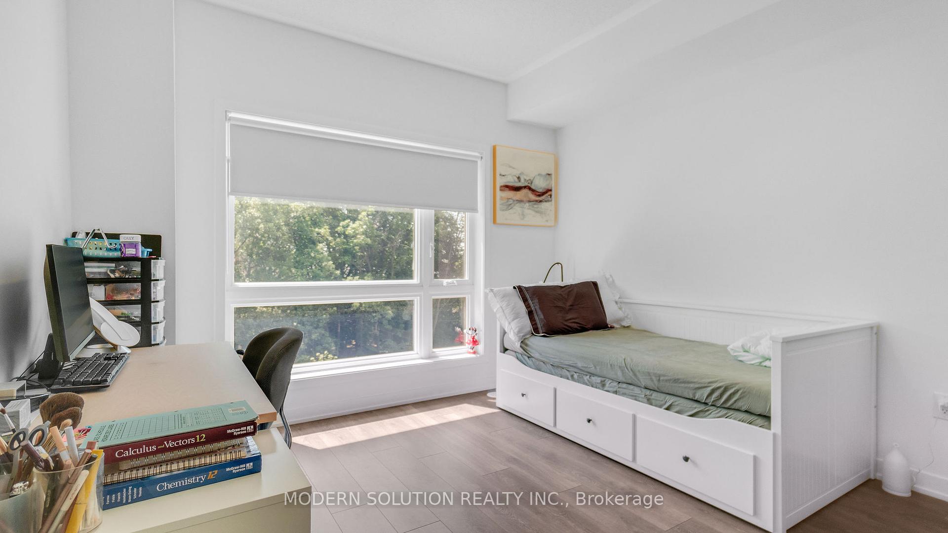 2 Bedrooms Condo at 155 Canon Jackson, Toronto For sale