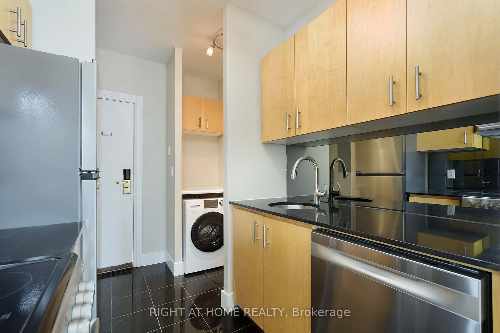 Condo at 2737 Keele, Toronto For sale