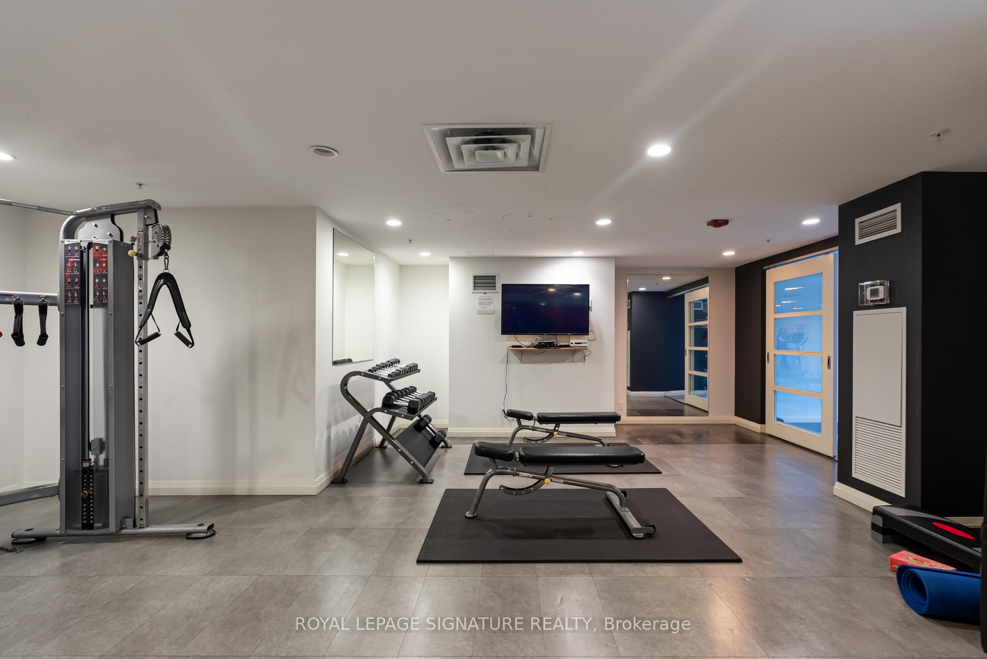 2 Bedrooms Condo at 15 James Finlay, Toronto For sale