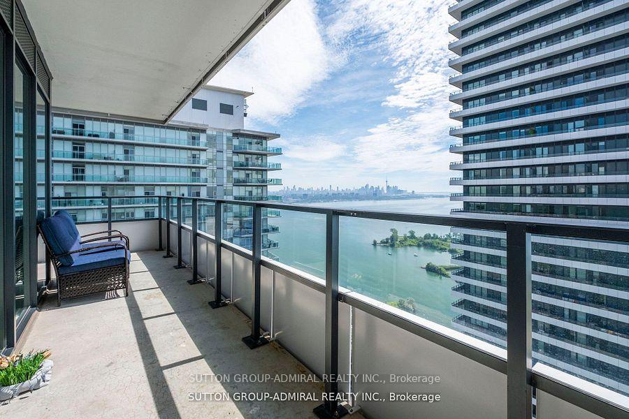 2 Bedrooms Condo at 30 Shore Breeze,  Toronto For sale